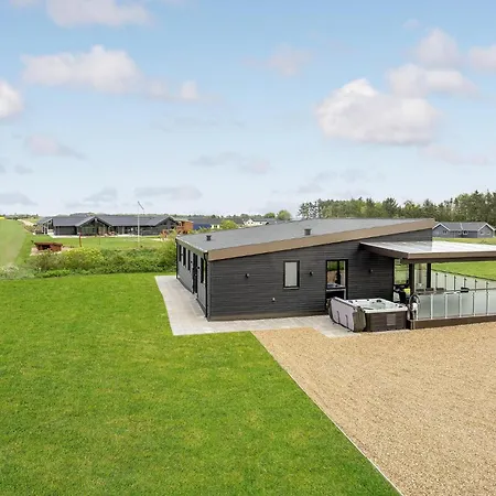 In With Sauna Nyaraló