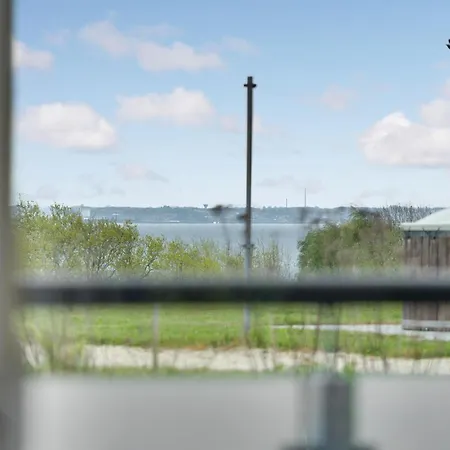 In With Sauna Nyaraló *