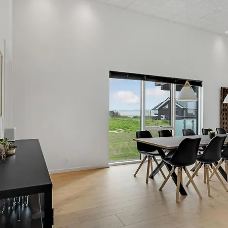 In With Sauna Nyaraló *